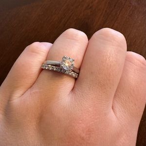 14k White Gold Brilliant-Cut Diamond Solitaire & Band Bridal Set